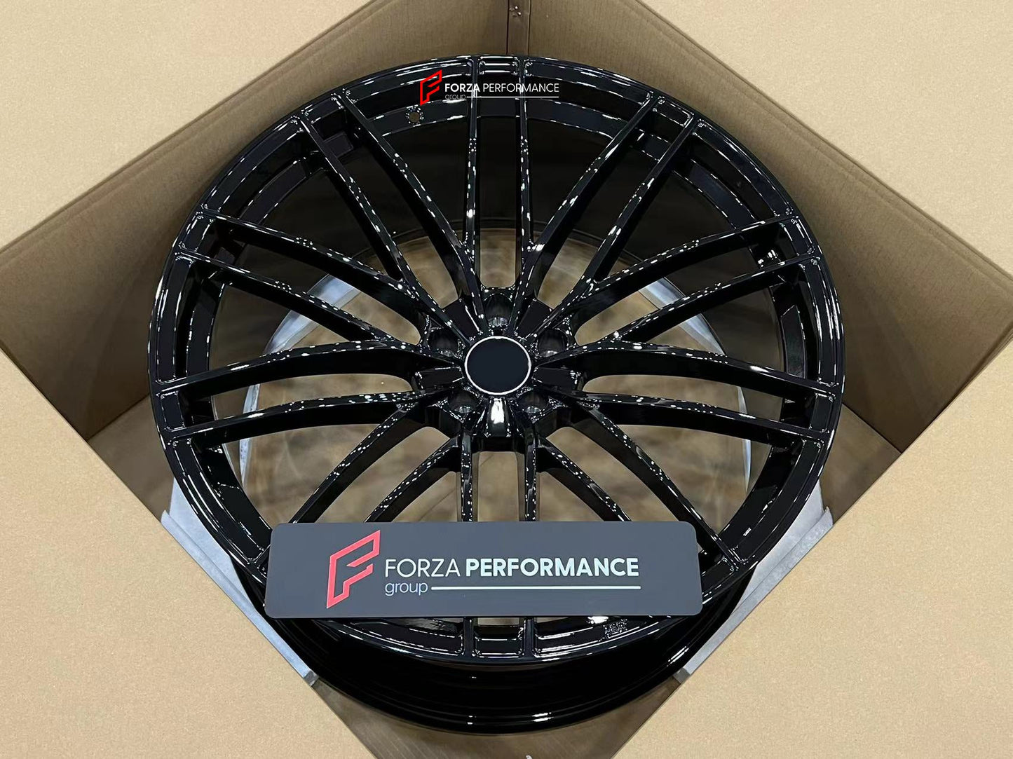 Audi RSQ8 - Диски 23" Forged Alloy