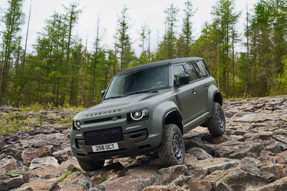 Land Rover Defender OCTA - Капот XRS Forged Carbon