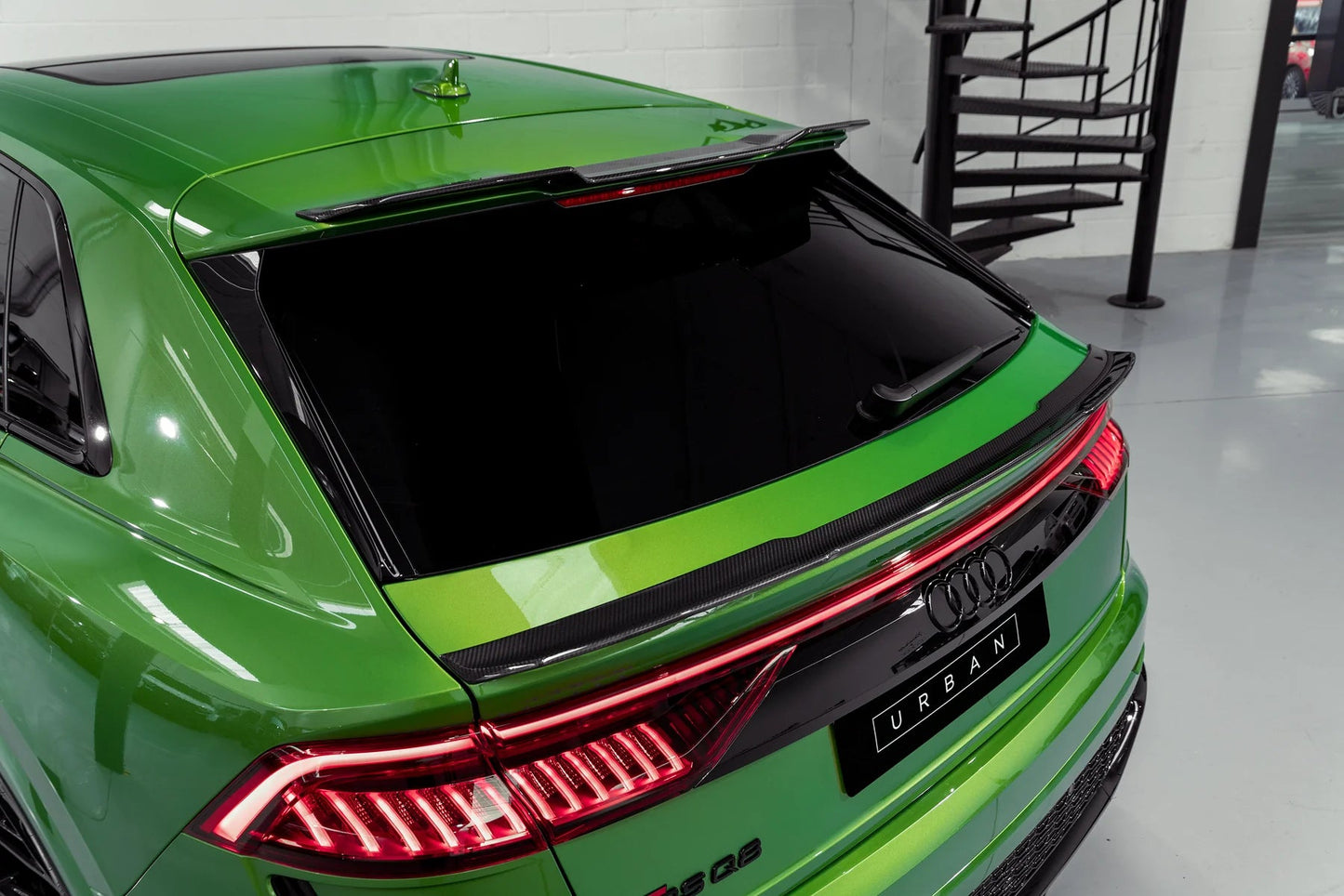 Audi RSQ8 (Pre-Face) - Нижній спойлер Carbon