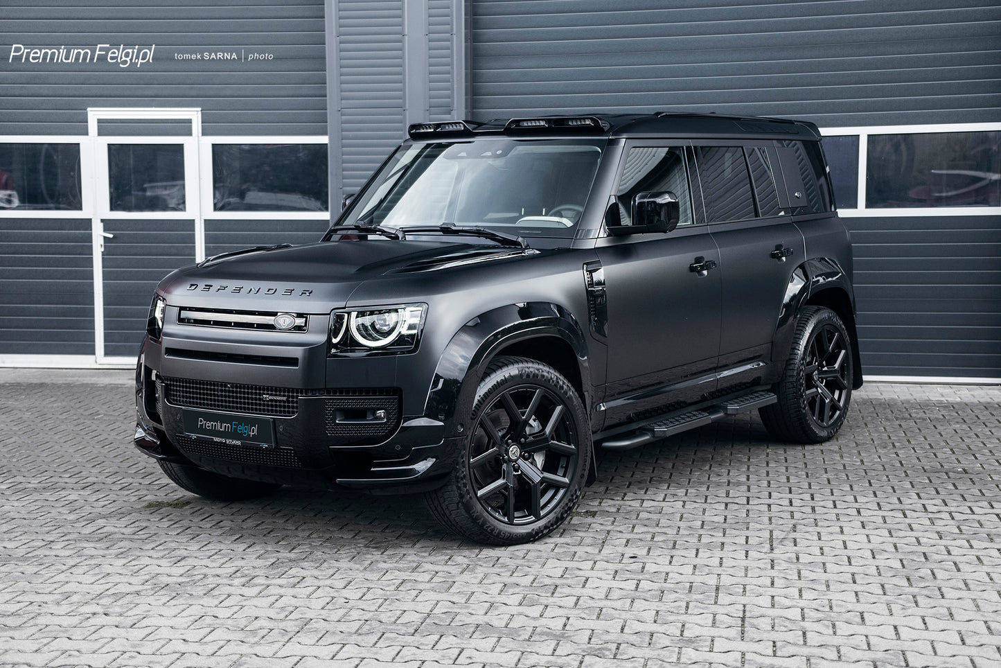 Land Rover Defender - Диски 22" WX Cast Alloy