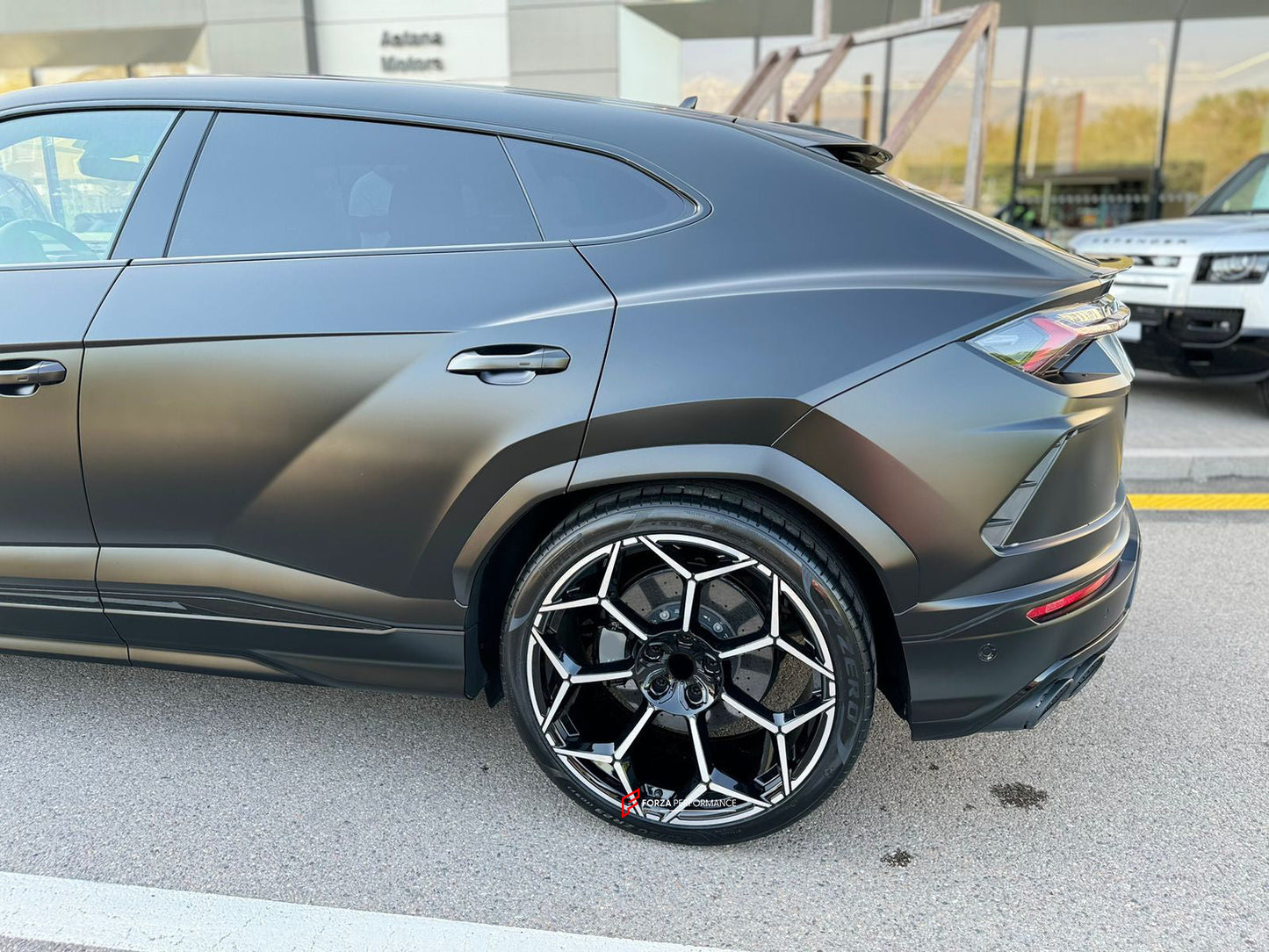 Lamborghini Urus 23 Inch Forged Wheels Urban