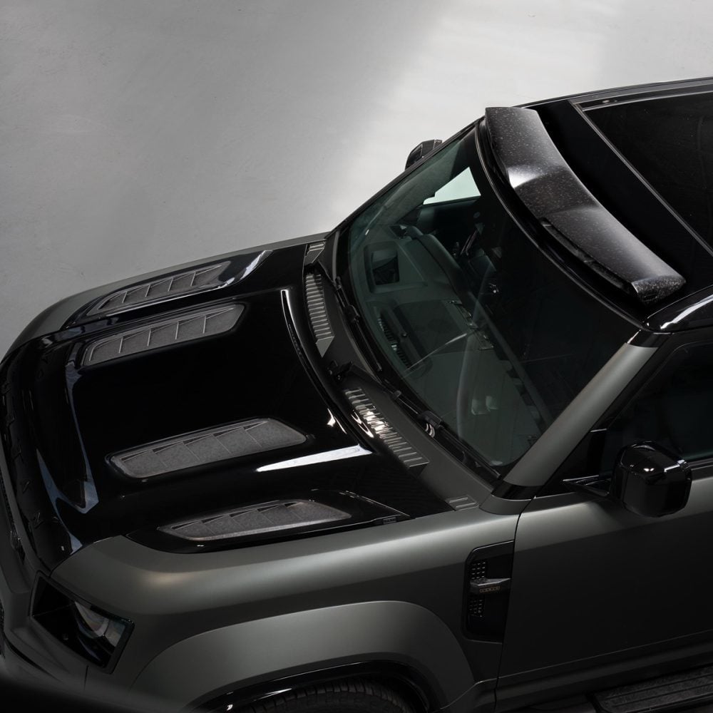 Urban Automotive карбоновий OCTA карбоновий капот з повітрозабірниками для L663 Land Rover Defender OCTA (дорестайлінг) [440-0105]