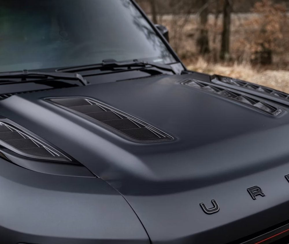 Urban Automotive карбоновий XRS карбоновий капот з повітрозабірниками для L663 Land Rover Defender 90 / 110 / 130 (дорестайлінг) [440-0050]