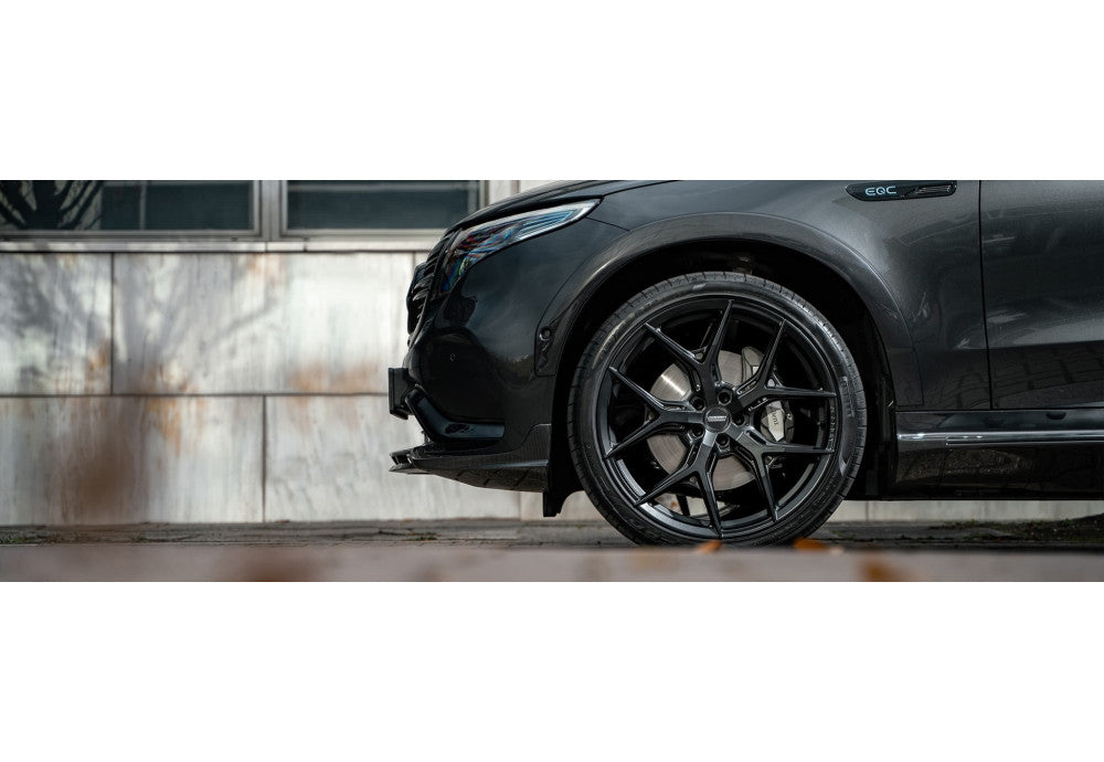 Mercedes EQC - Розширені арки