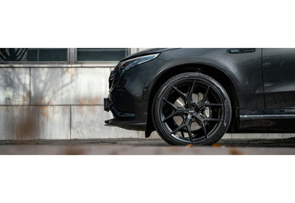 Mercedes EQC - Розширені арки