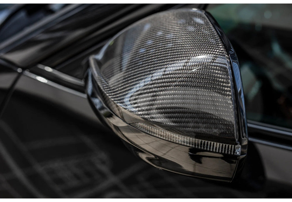 Lamborghini Urus Mirrors Carbon